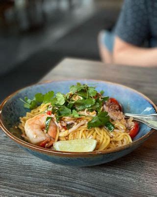 reckless noodles|best drunken noodles seattle.